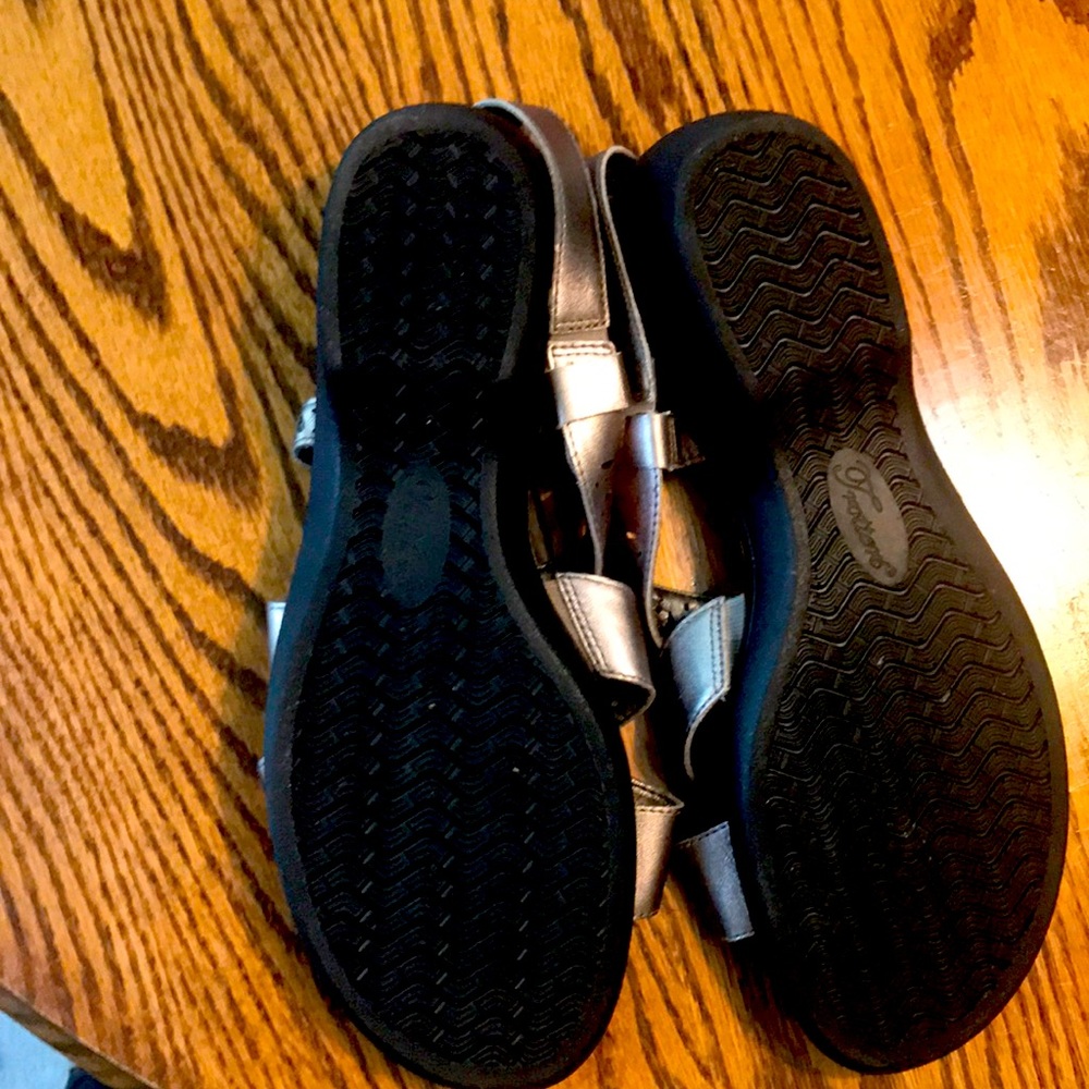 Sandal